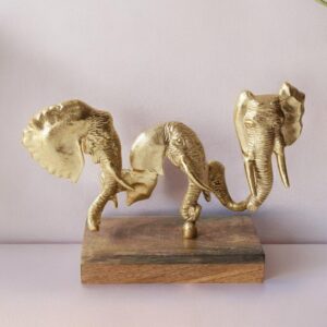 Sculptures for Gifting & Decorative Objects for Office Desk/Home